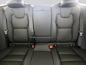 Volvo  Plus Dark Plug-In Hybrid AWD T6 Twin Engine