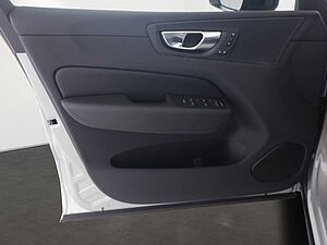 Volvo  Plus Dark Plug-In Hybrid AWD T6 Twin Engine