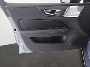 Volvo  T8 Ultimate Dark Recharge Plug-In Hybrid AWD