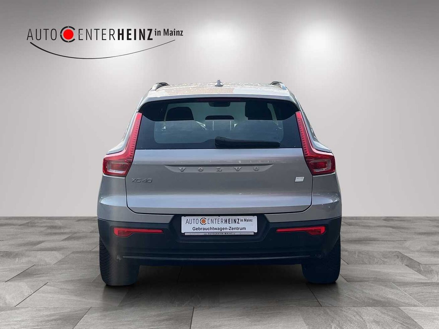 Volvo  Core Recharge Pure Electric 2WD