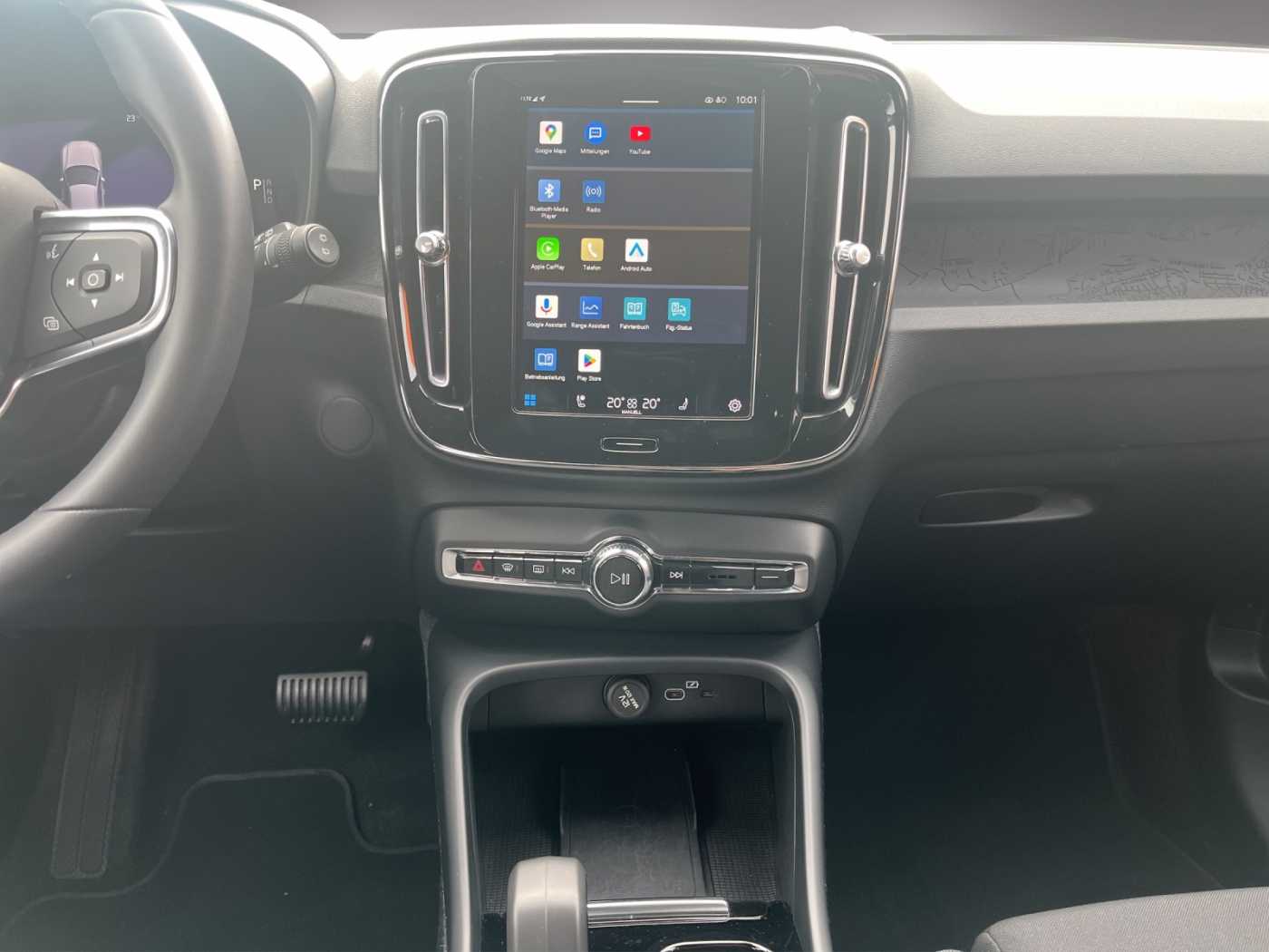 Volvo  Core Recharge Pure Electric 2WD