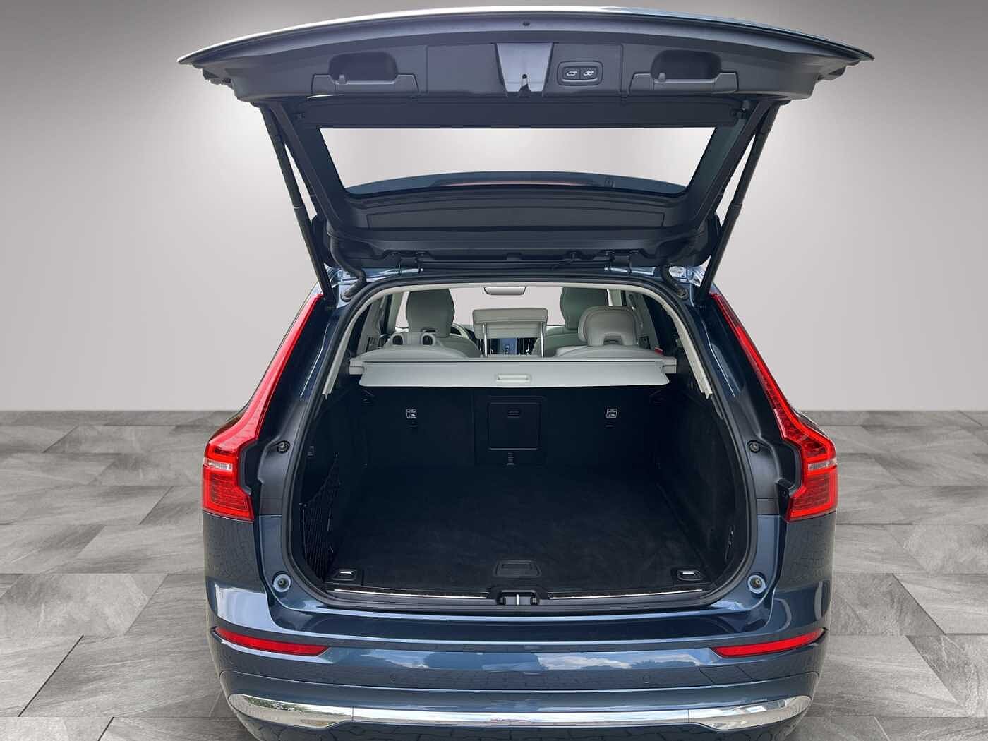 Volvo  Ultimate Bright AWD