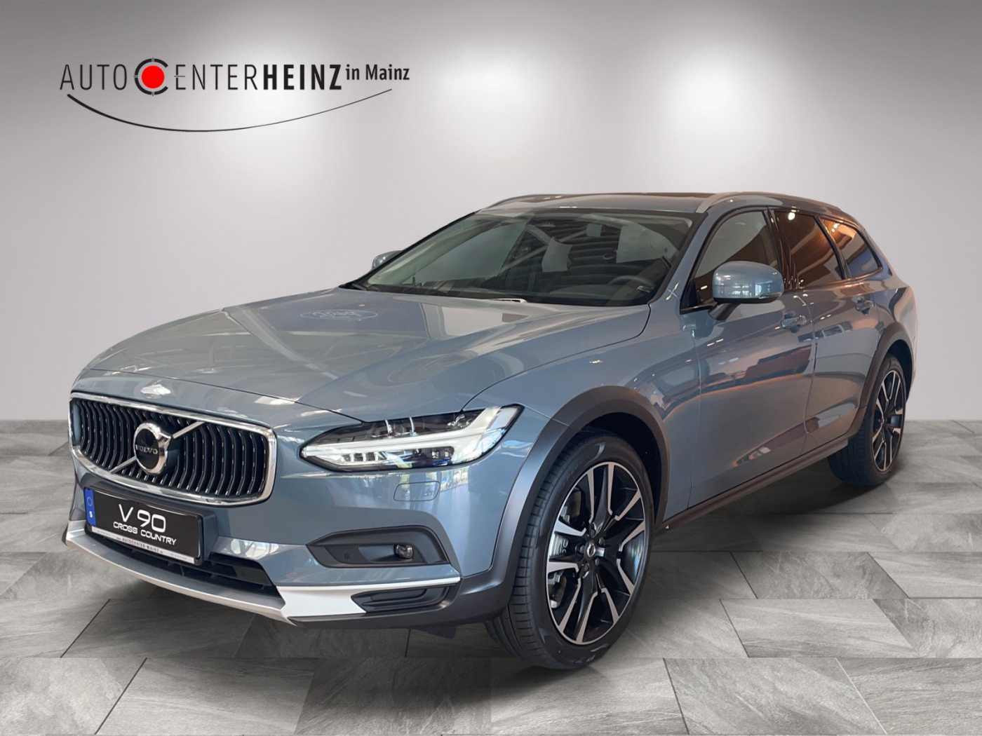 Volvo  Plus, B4 AWD Mild-Hybrid, Diesel