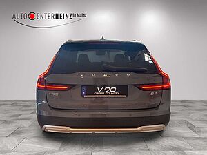 Volvo  Plus, B4 AWD Mild-Hybrid, Diesel