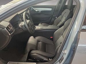 Volvo  Plus, B4 AWD Mild-Hybrid, Diesel