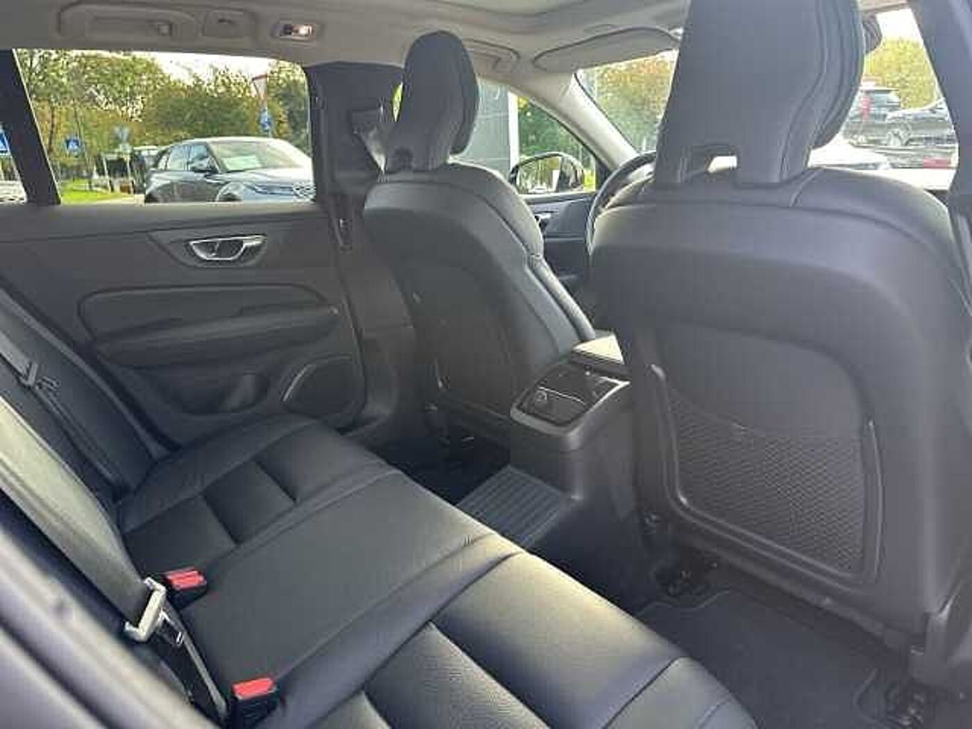 Volvo  Inscription T8 Expression19''LM Pano ACC DAB Sitzkomfort