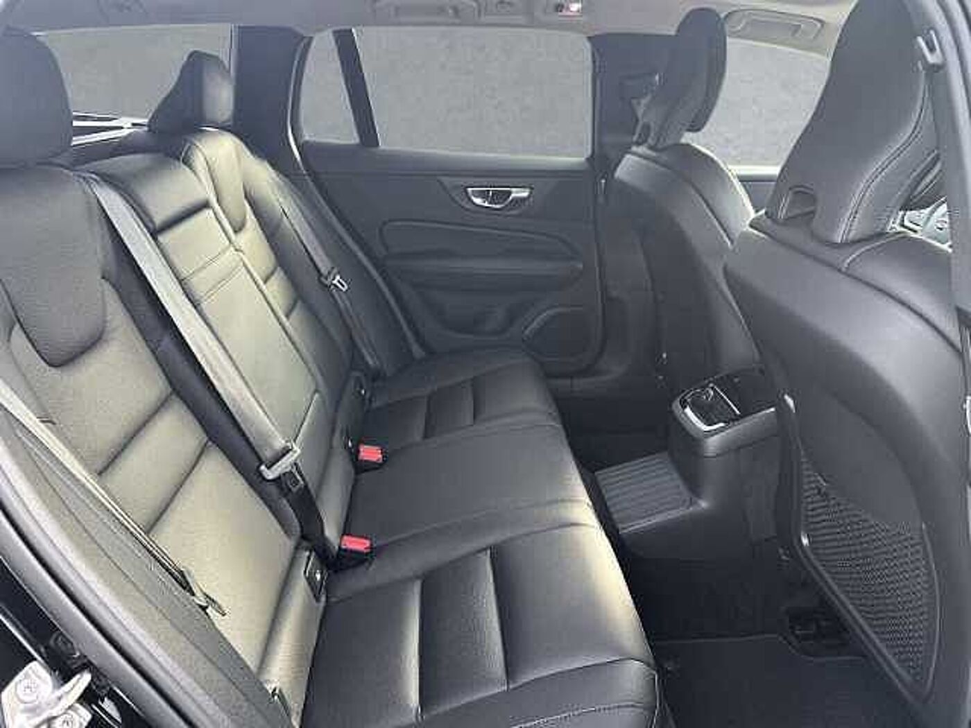 Volvo  Inscription T8 Expression19''LM Pano ACC DAB Sitzkomfort