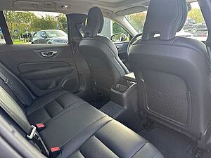 Volvo  Inscription T8 Expression19''LM Pano ACC DAB Sitzkomfort