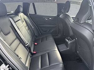 Volvo  Inscription T8 Expression19''LM Pano ACC DAB Sitzkomfort
