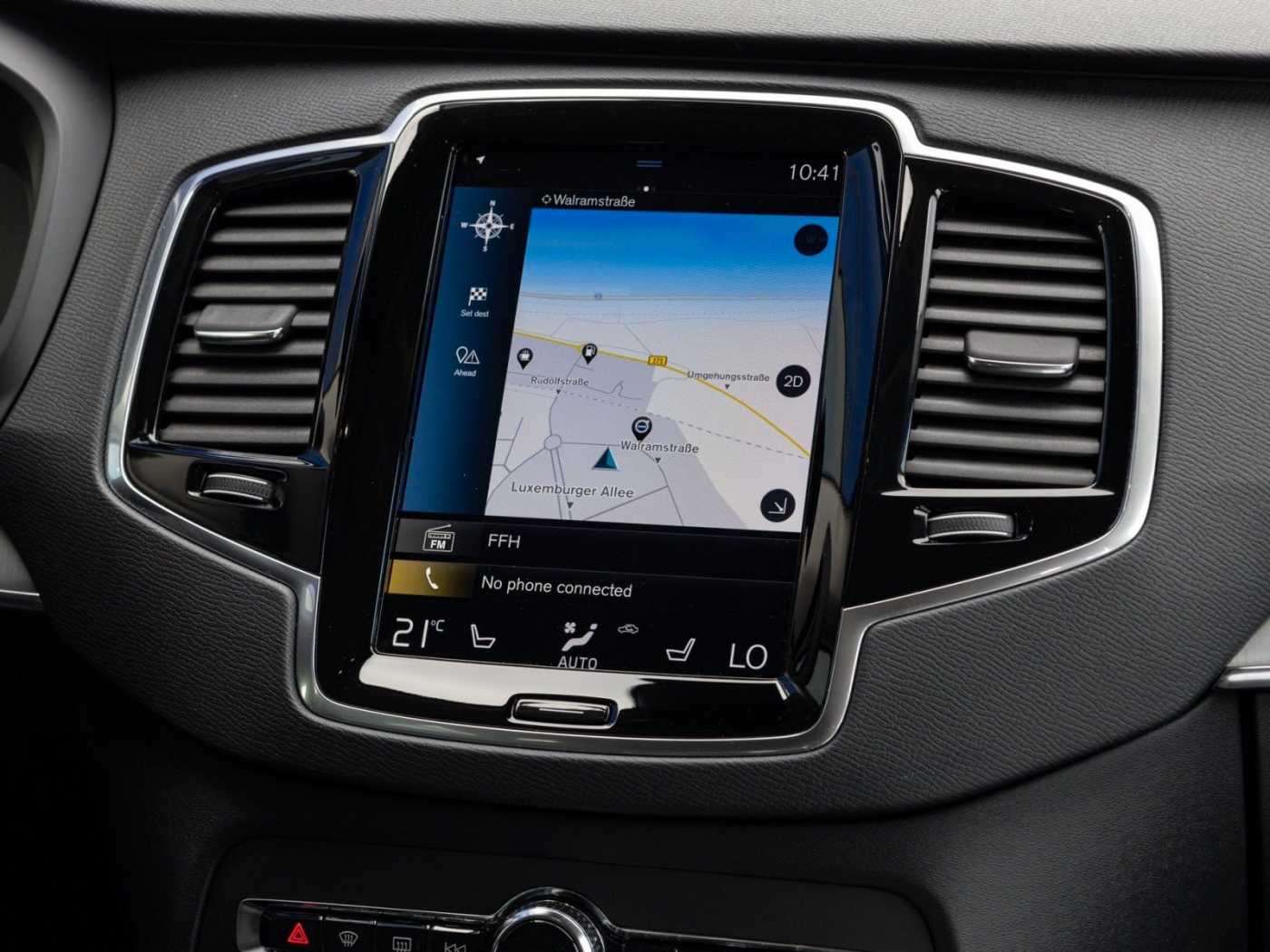 Volvo  Inscription Expression Recharge Plug-In Hyb