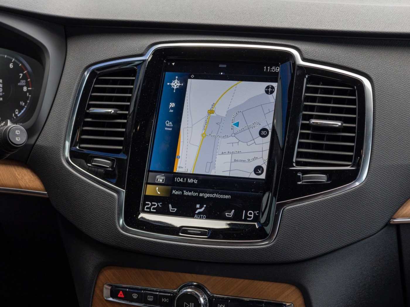 Volvo  Inscription Expression Recharge Plug-In Hyb
