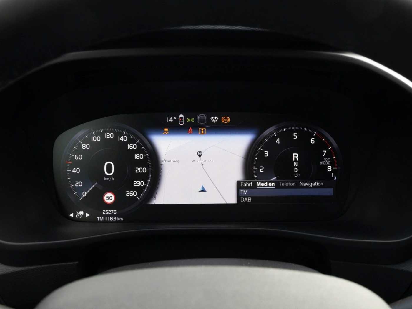 Volvo  Inscription Recharge Plug-In Hybrid