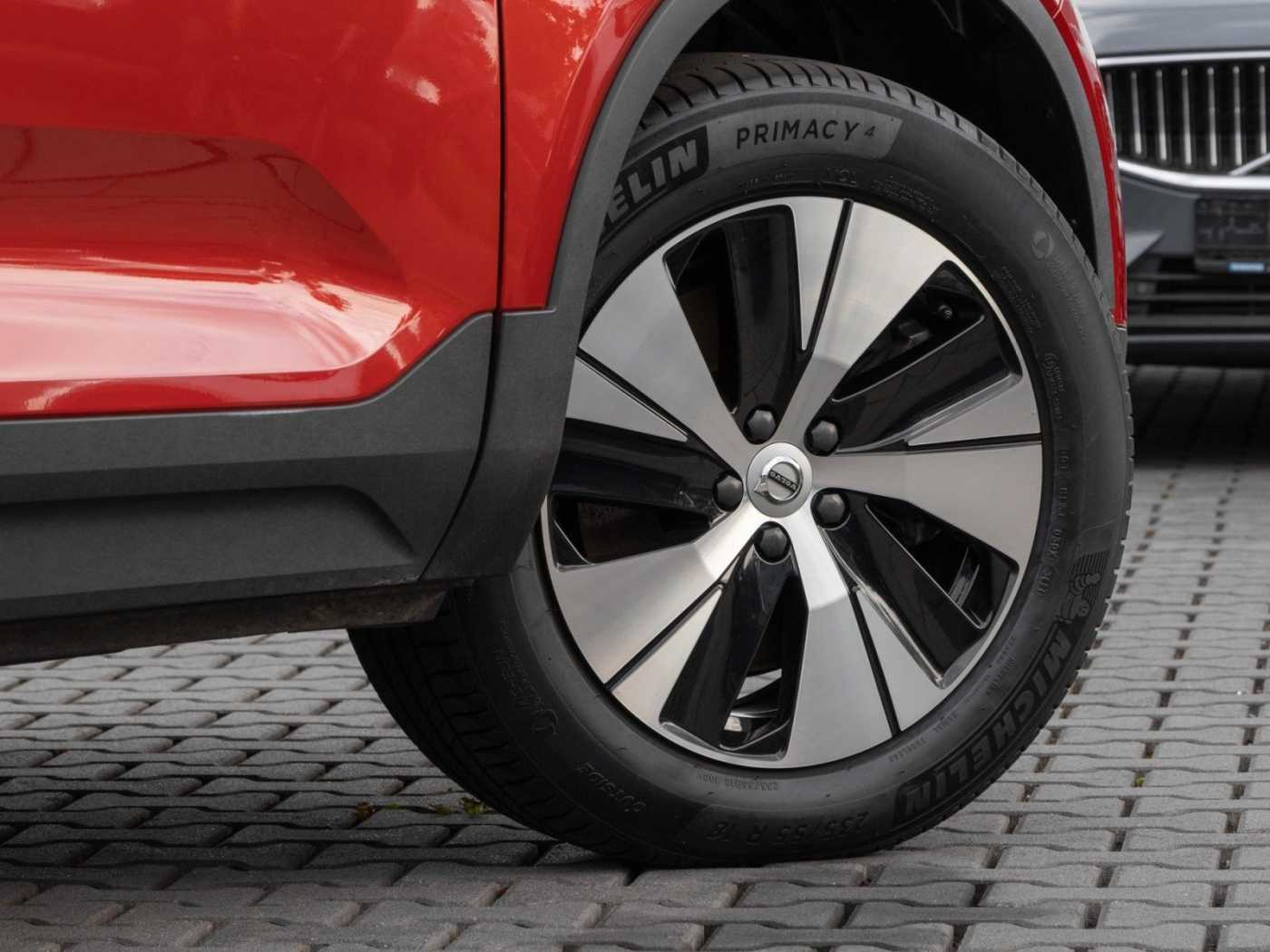 Volvo  Inscription Recharge Plug-In Hybrid