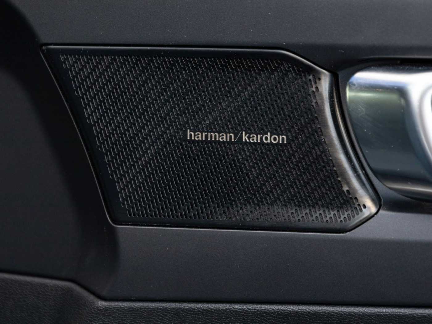 Volvo  T4  Inscription Expression Plug-In Hyb