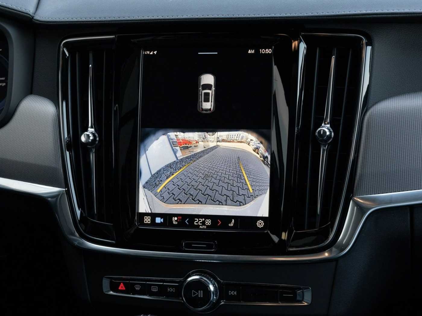 Volvo  Kombi R Design Recharge Plug-In Hybrid AWD