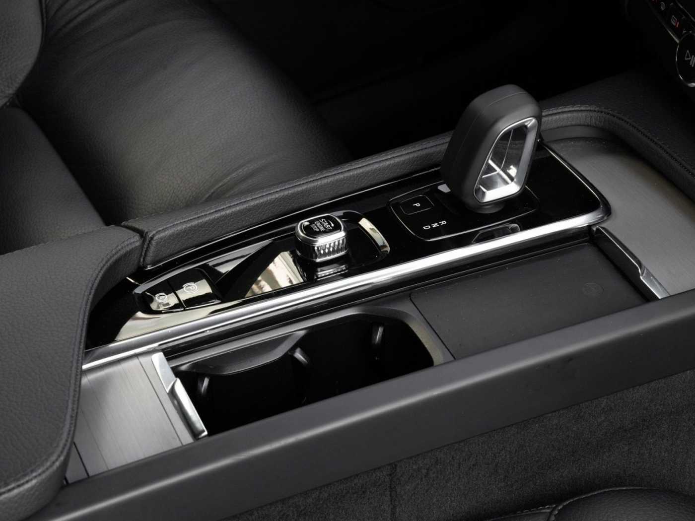 Volvo  T8 AWD Inscription Expression Recharge PHEV