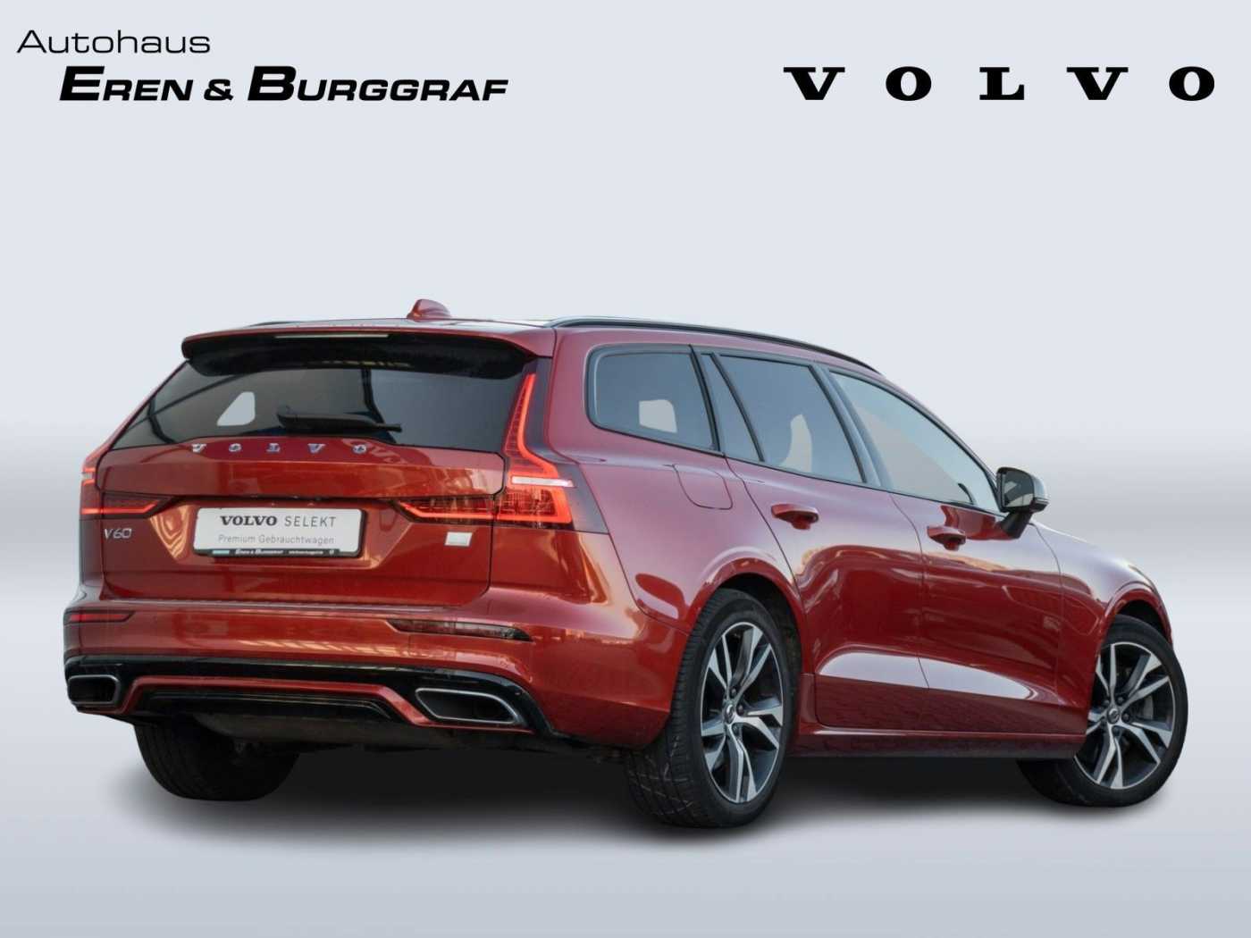 Volvo  Kombi Plus Dark Recharge Plug-In Hybrid AWD