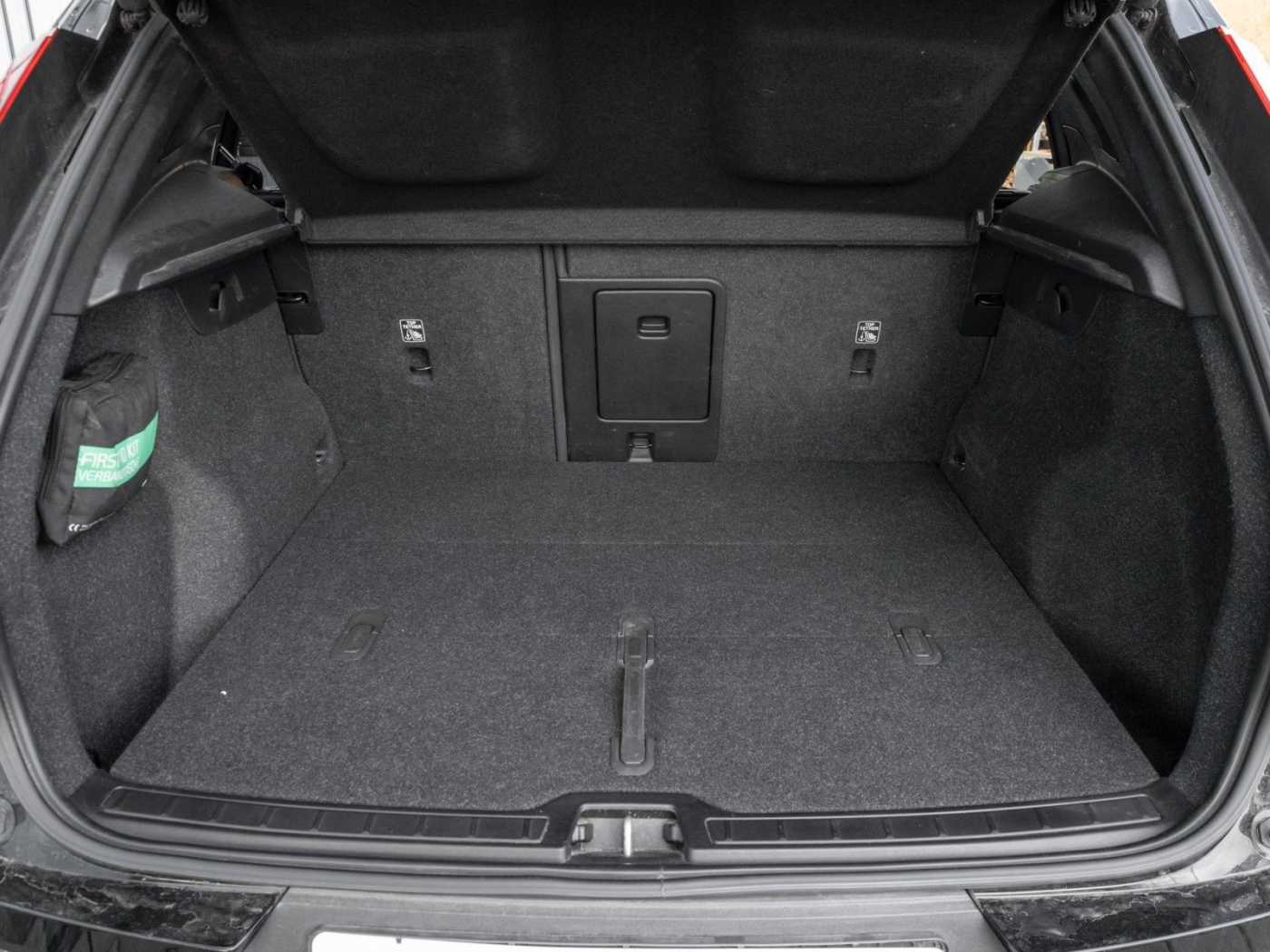 Volvo  Plus Recharge Pure Electric 2WD
