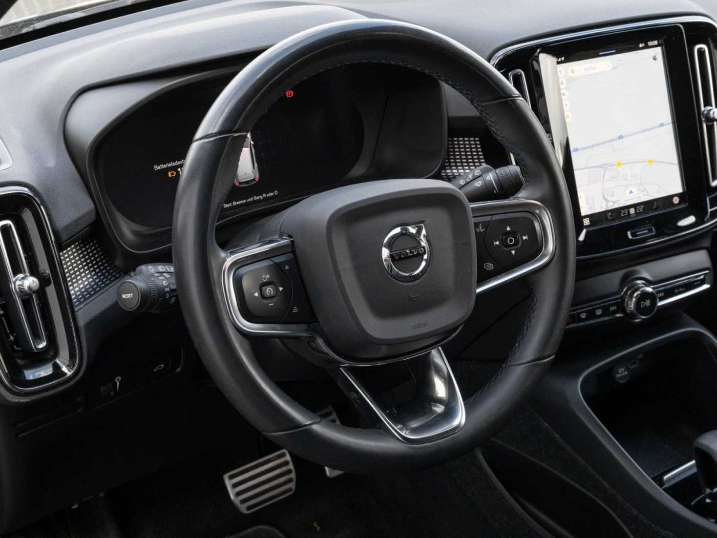 Volvo  Plus Recharge Pure Electric 2WD