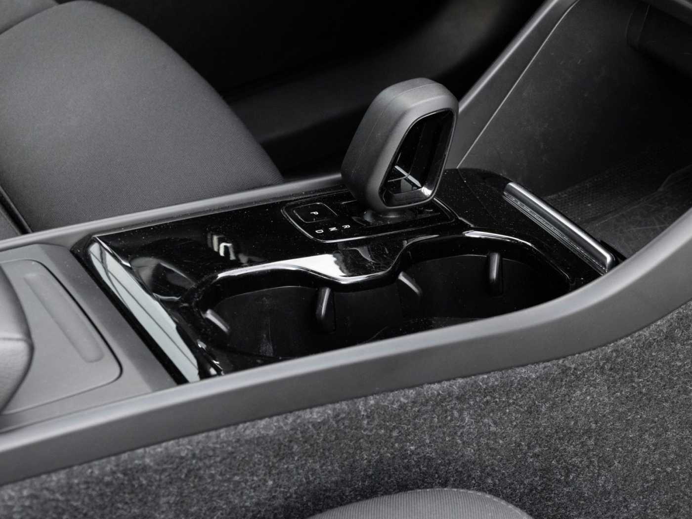 Volvo  Plus Recharge Pure Electric 2WD