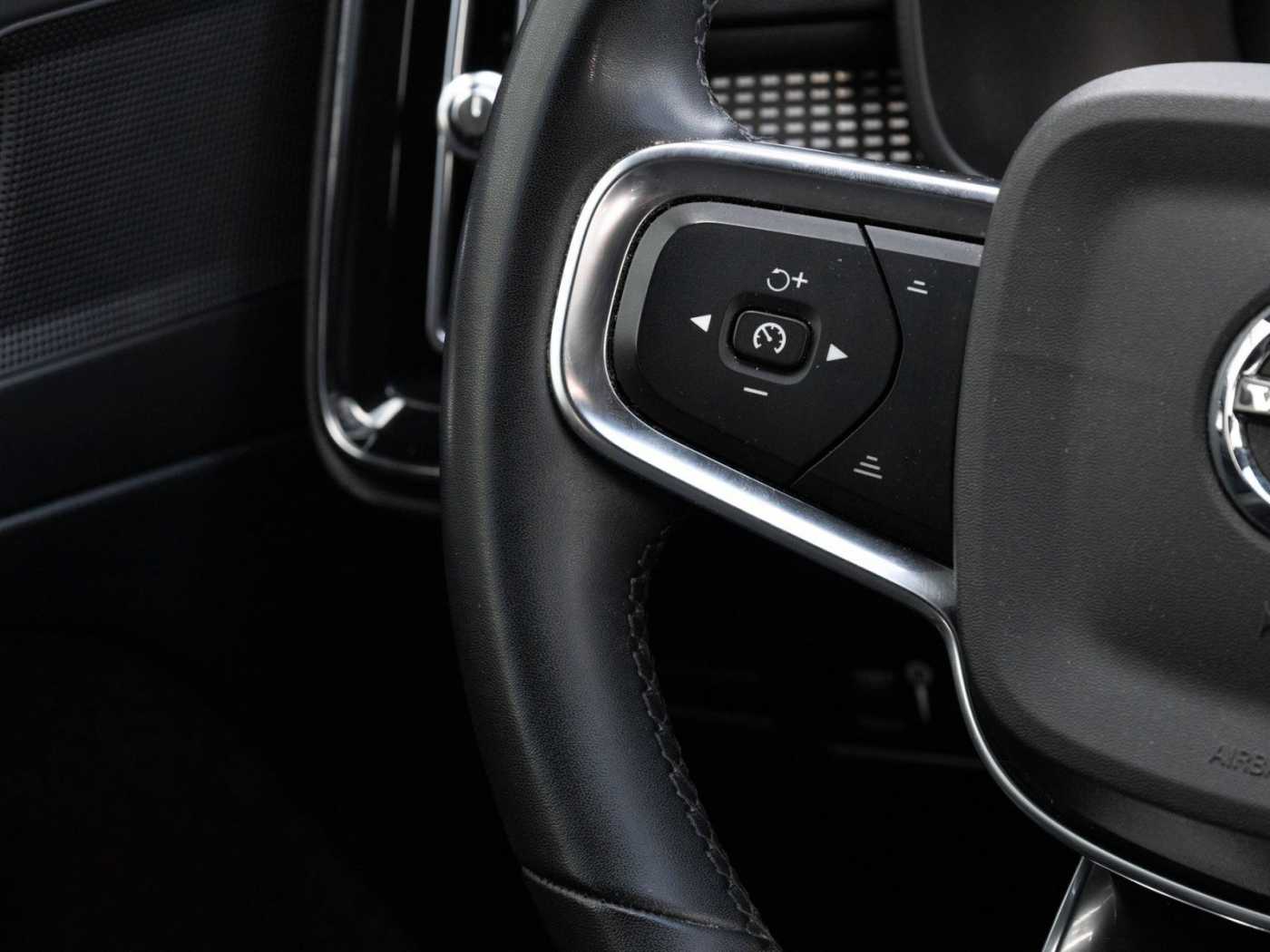 Volvo  Plus Recharge Pure Electric 2WD