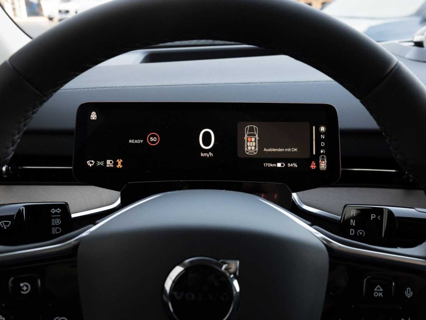Volvo  Ultra Performance Pure Electric AWD