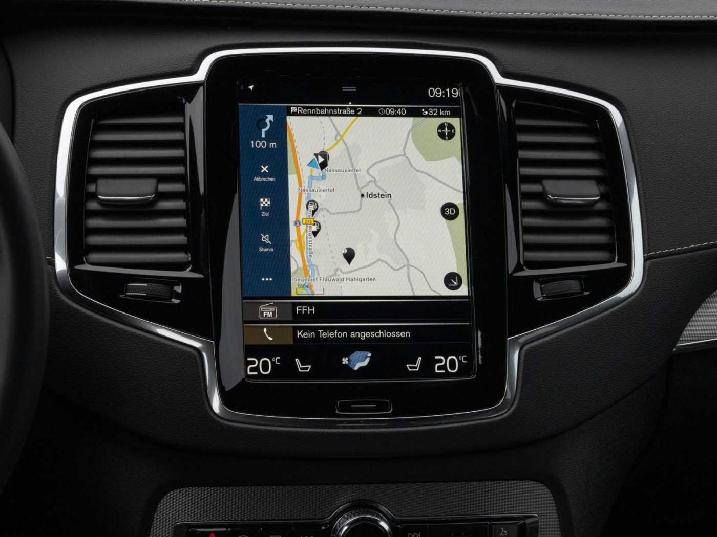 Volvo  R Design Edition Recharge Plug-In Hybrid AW