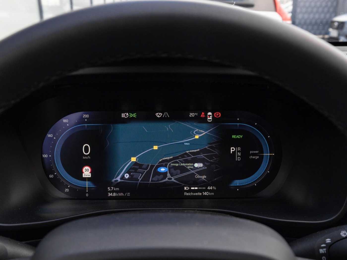 Volvo  Ultimate Recharge Pure Electric AWD