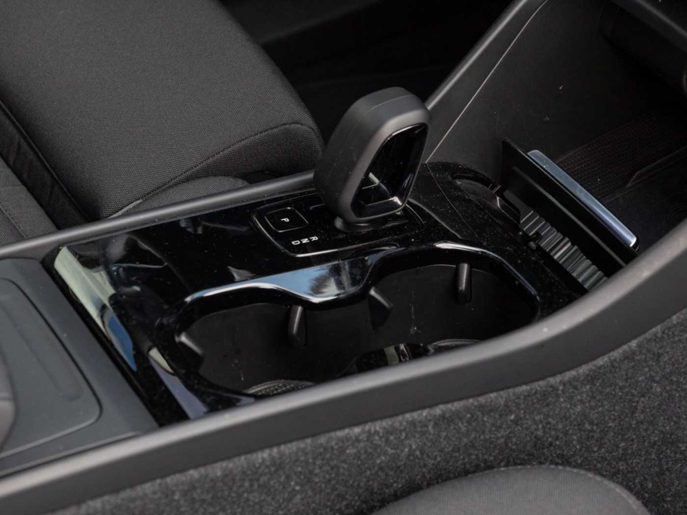 Volvo  Ultimate Recharge Pure Electric AWD