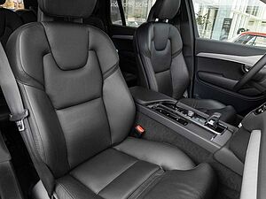 Volvo  Inscription Expression Recharge Plug-In Hyb