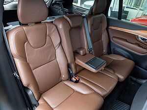 Volvo  Inscription Expression Recharge Plug-In Hyb