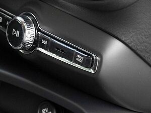 Volvo  Inscription Recharge Plug-In Hybrid