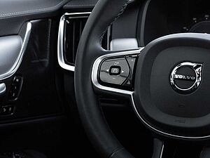 Volvo  Kombi R Design Recharge Plug-In Hybrid AWD