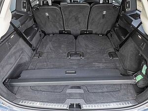 Volvo  Inscription Expression Recharge Plug-In Hyb