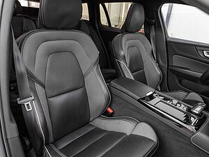 Volvo  R-Design Recharge PHEV AWD