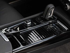 Volvo  T6 AWD R-Design Recharge PHEV