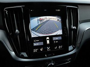 Volvo  Kombi Plus Dark Recharge Plug-In Hybrid AWD