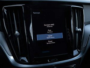 Volvo  Kombi Plus Dark Recharge Plug-In Hybrid AWD