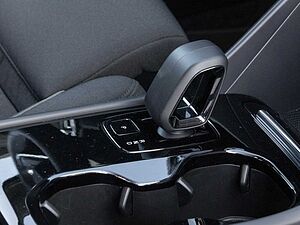 Volvo  Plus Recharge Pure Electric 2WD