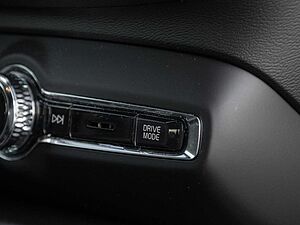 Volvo  T4  Inscription Expression Plug-In Hyb