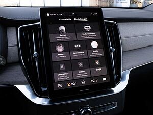 Volvo  Plus Dark Recharge Plug-In Hybrid AWD