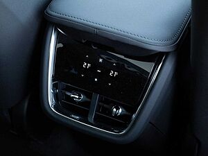 Volvo  Ultra Performance Pure Electric AWD