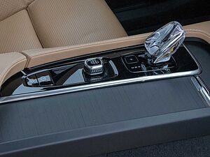 Volvo  Ultimate Bright AWD