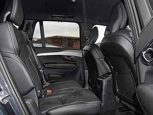 Volvo  R Design Edition Recharge Plug-In Hybrid AW