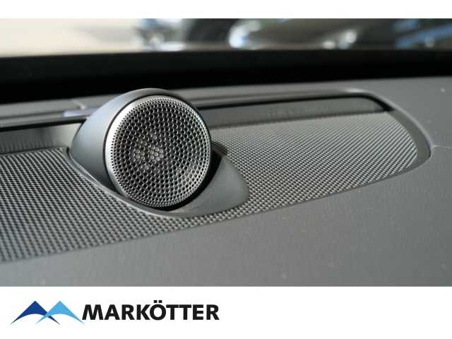 Volvo  Ultra Dark Plug-In Hybrid AWD T8 7-Sitzer