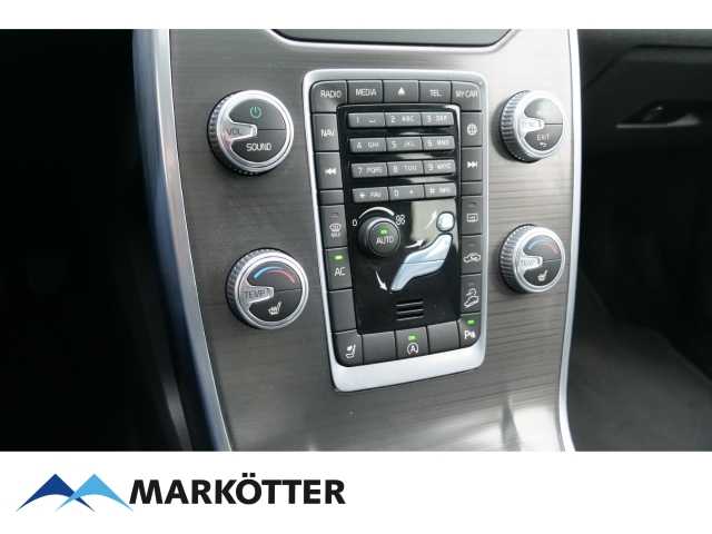 Volvo  D5 AWD Summum Navi/Xenon/Keyless/Standhzg