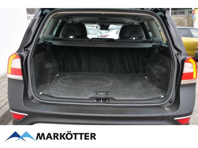 Volvo  D5 AWD Summum Navi/Xenon/Keyless/Standhzg