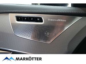 Volvo  Ultra Dark Plug-In Hybrid AWD T8 7-Sitzer