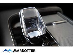 Volvo  Ultra Dark Plug-In Hybrid AWD T8 7-Sitzer
