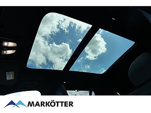 Volvo  Ultra Dark Plug-In Hybrid AWD T8 7-Sitzer